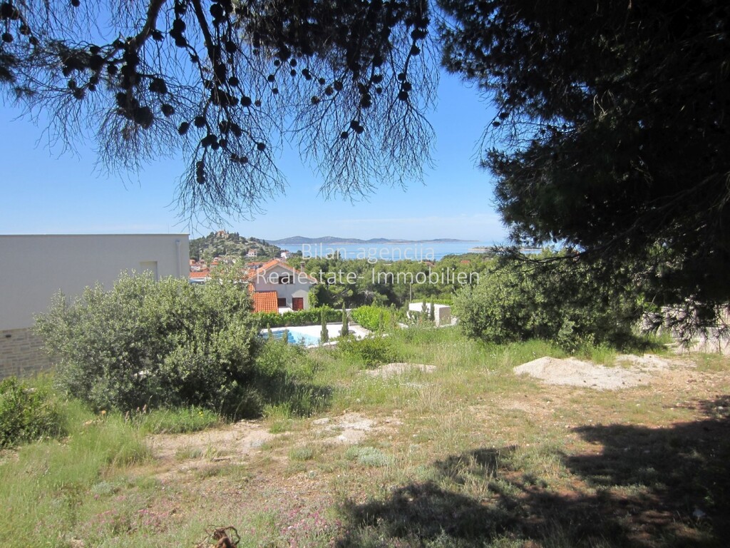 Image 4886058 - 5