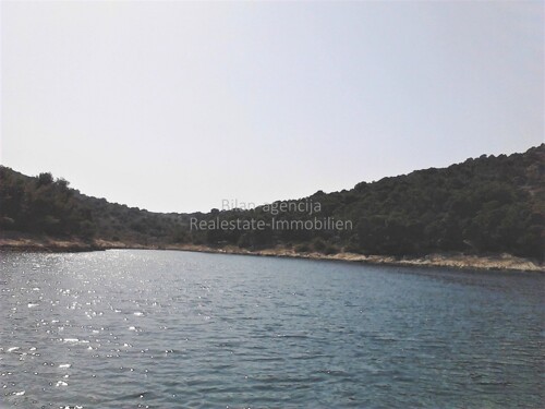 Thumbnail 4886117 - 5