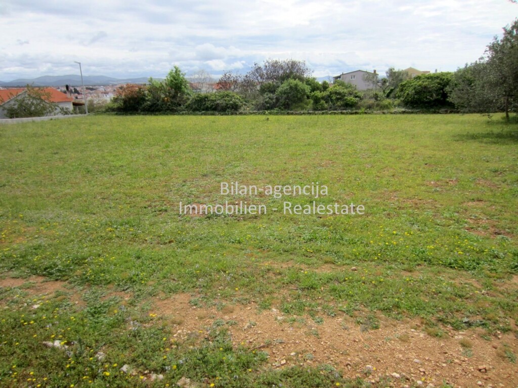 Image 4886800 - 6