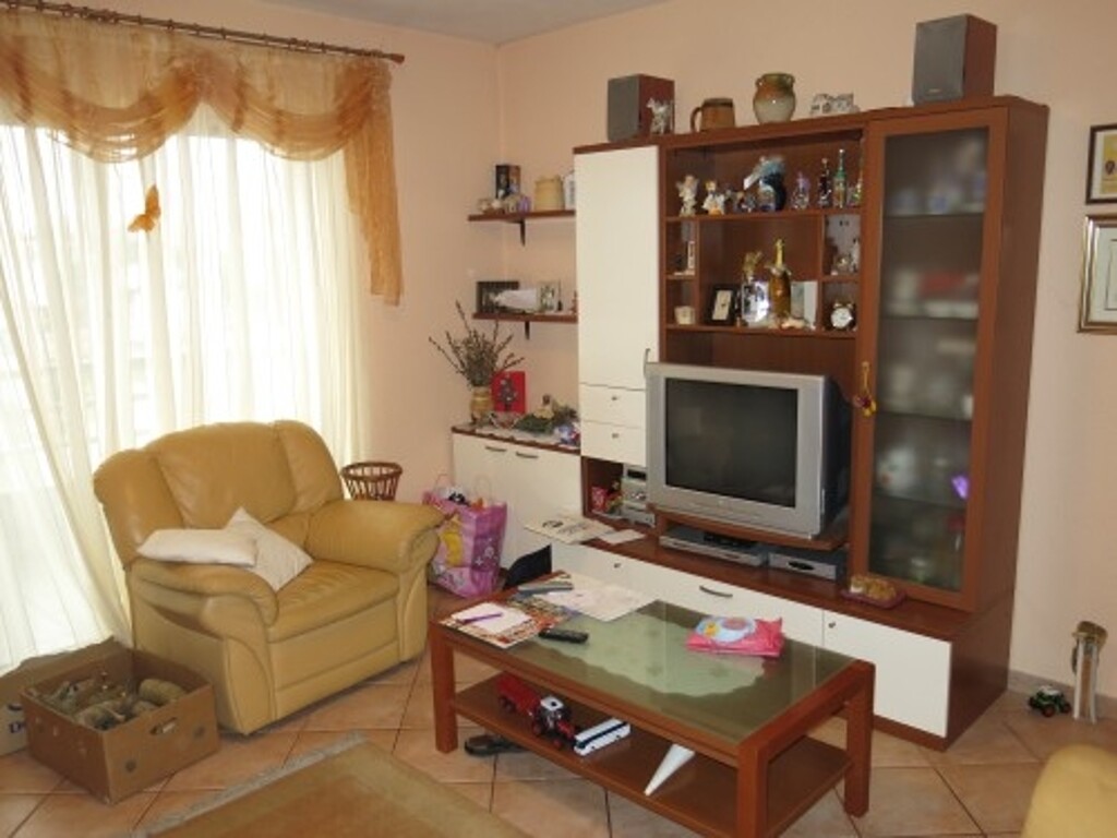 Image 4889871 - 5