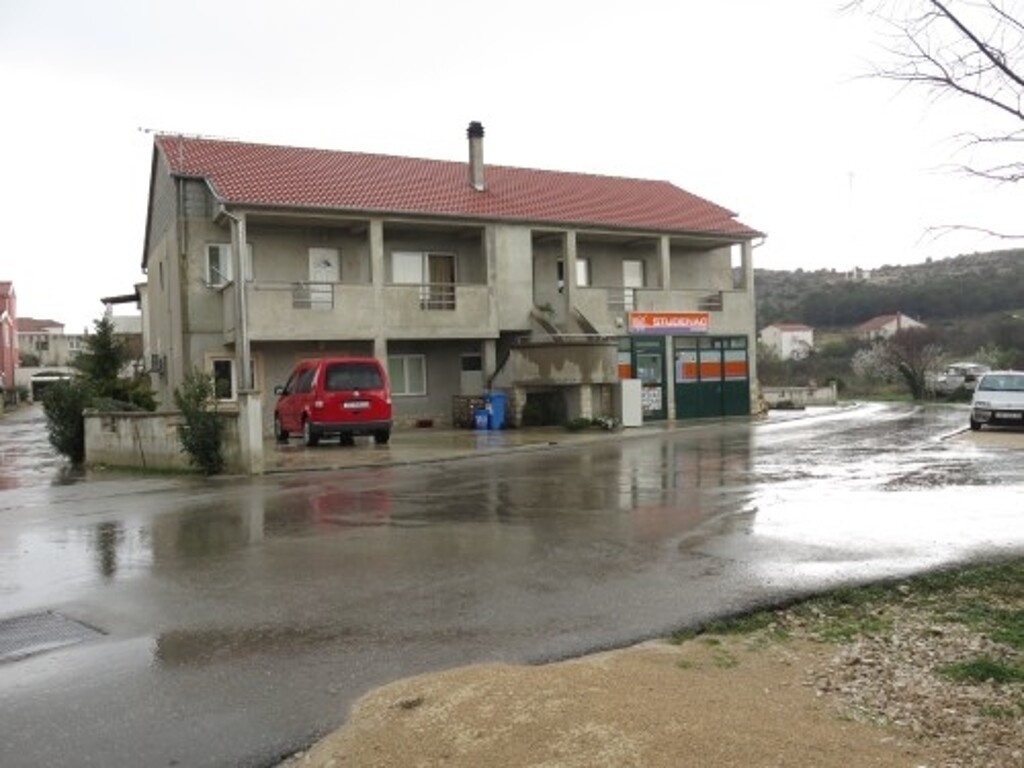 Image 4889871 - 6