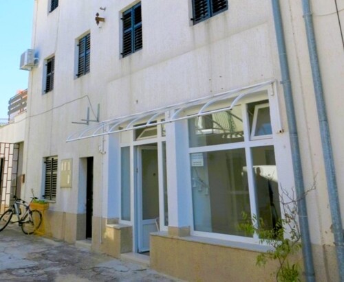 Vodice,strogi centar, poslovno-stambeni objekt površine 301