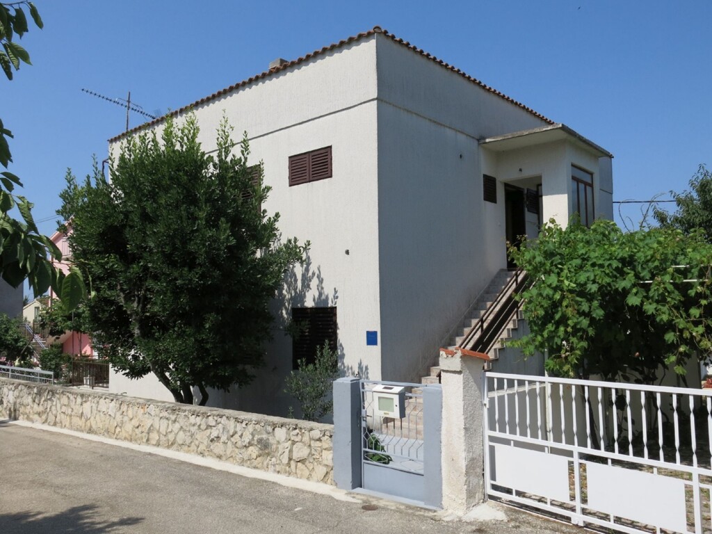 Image 4890465 - 18
