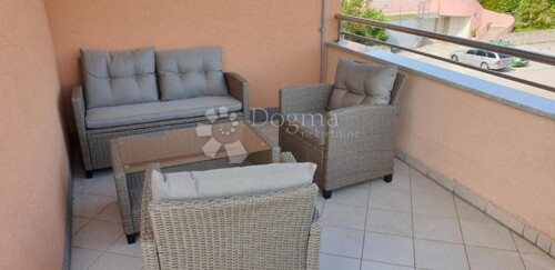 Thumbnail 4891028 - 3