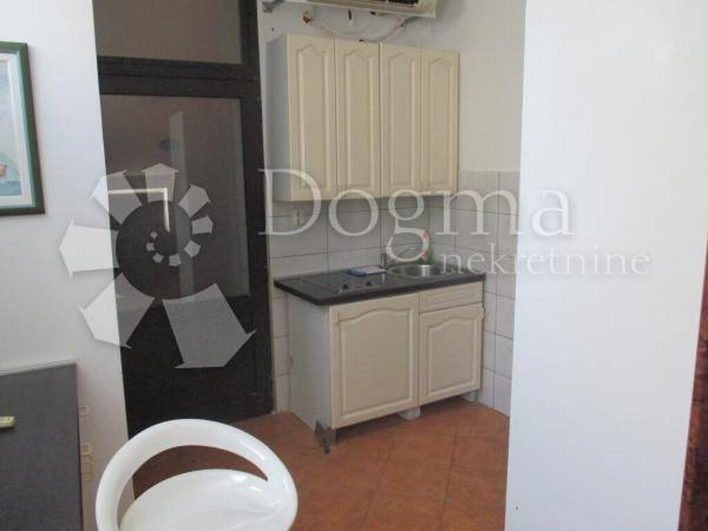 Image 4948214 - 10