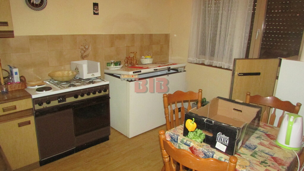 Image 4949177 - 9