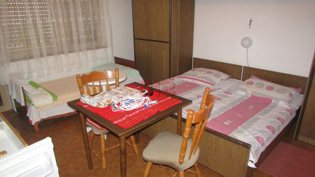 Image 4949177 - 15