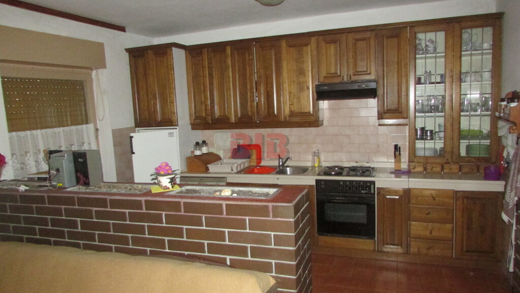 Image 4949177 - 5