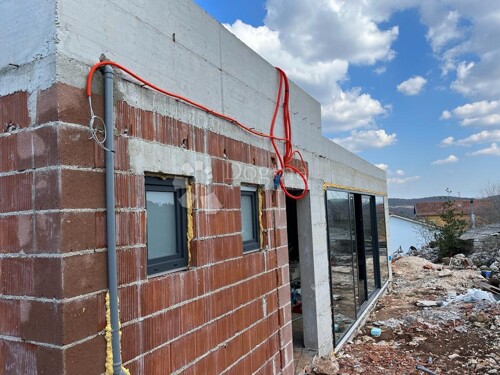 Thumbnail 4951750 - 18