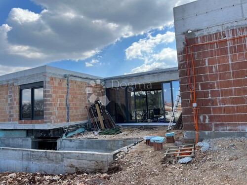 Thumbnail 4951750 - 11