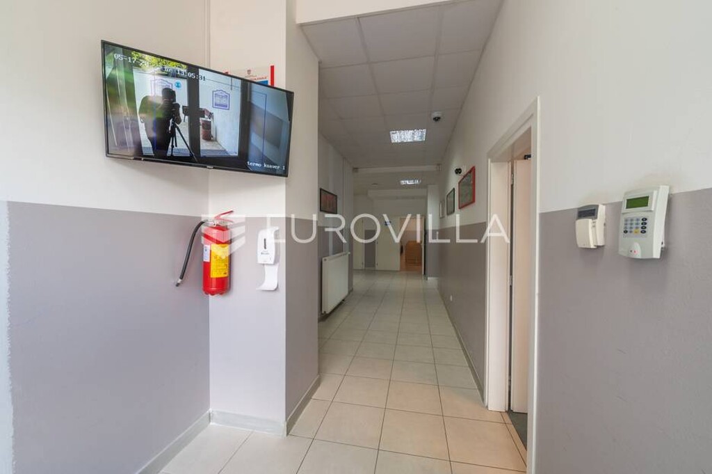 Image 4961977 - 6