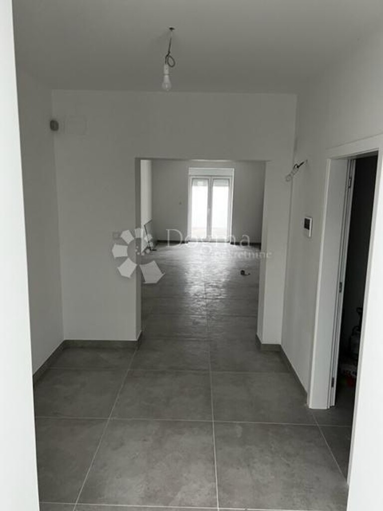 Image 4966732 - 5