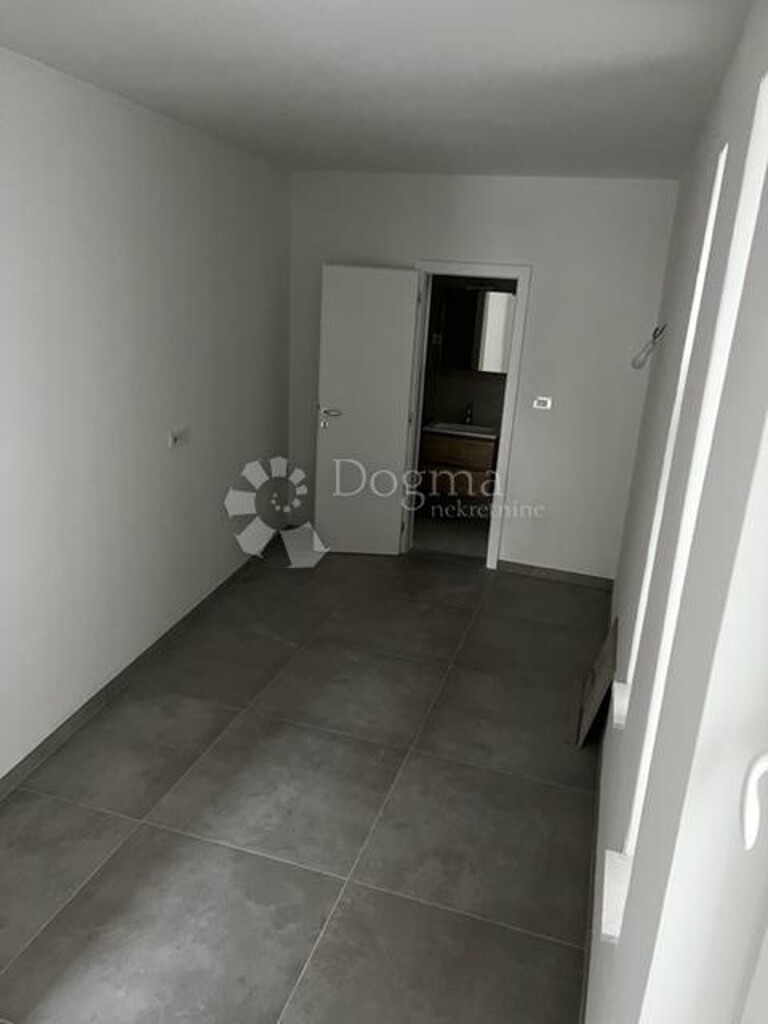 Image 4966734 - 5