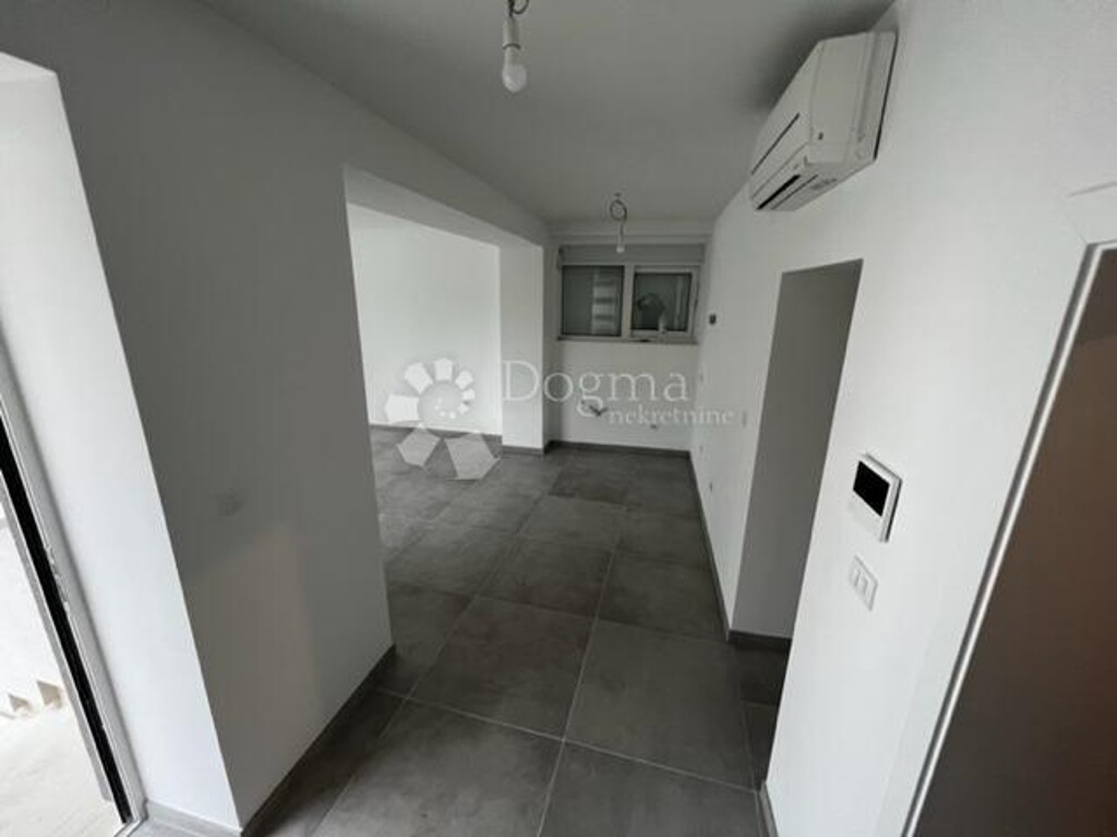 Image 4966734 - 3