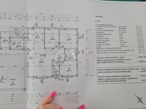 Trosobni apartman sa garažom- Novogradnja VIR