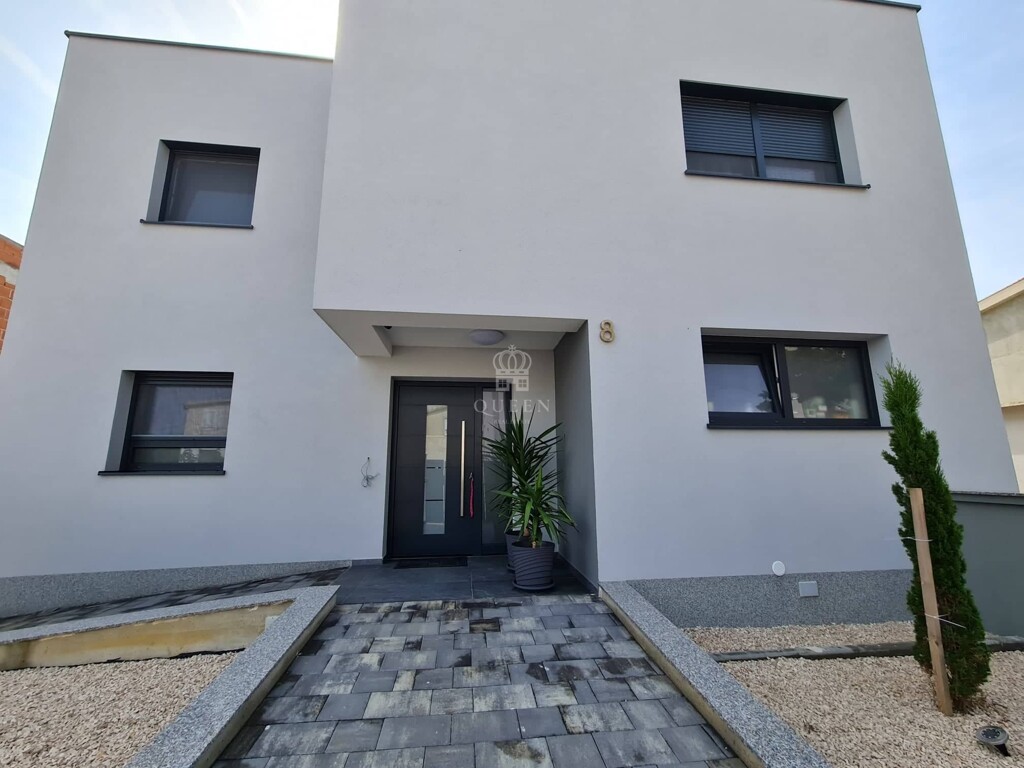 Image 4969292 - 1