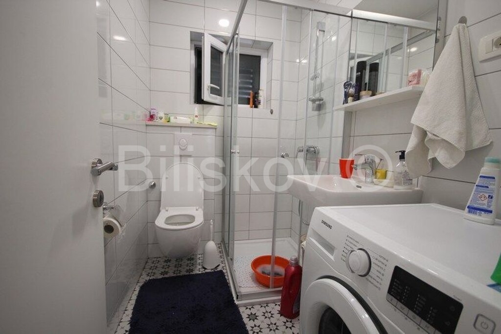 Image 4973440 - 23