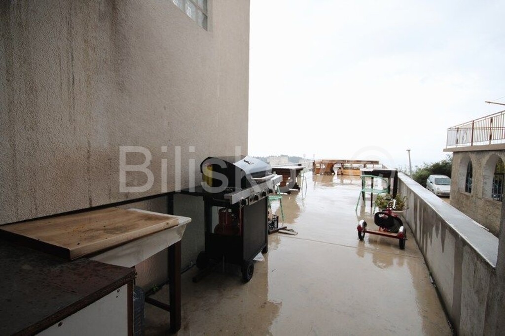 Image 4973440 - 17