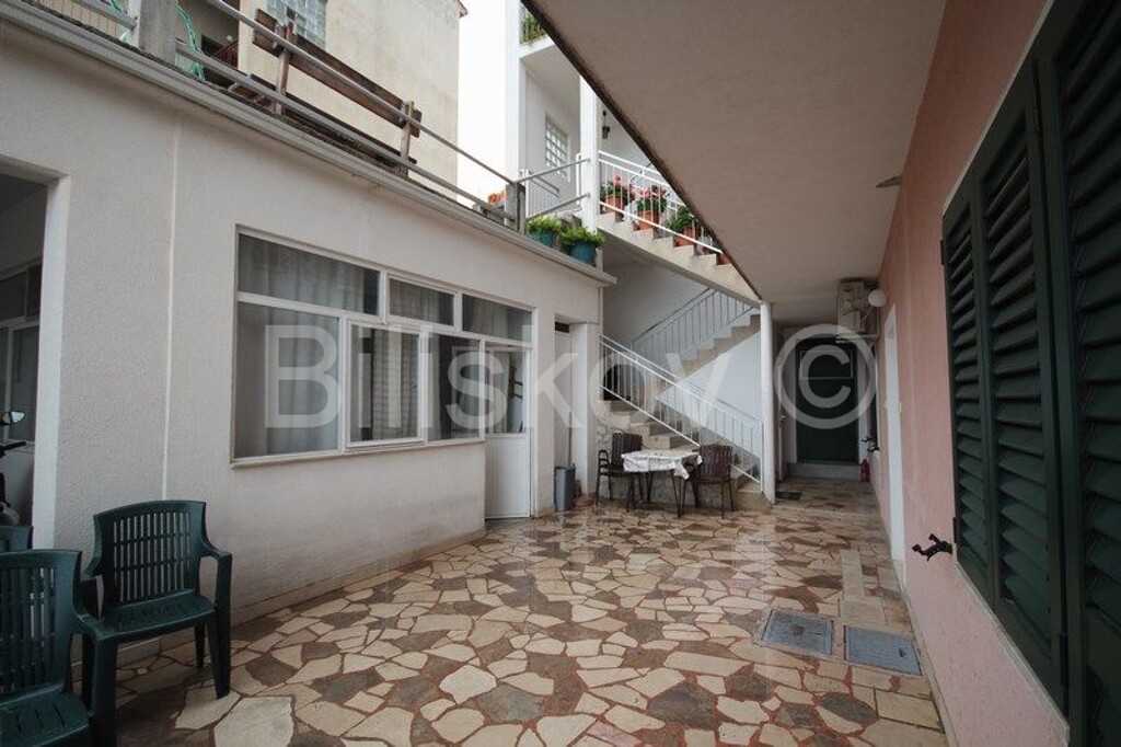 Image 4973440 - 12