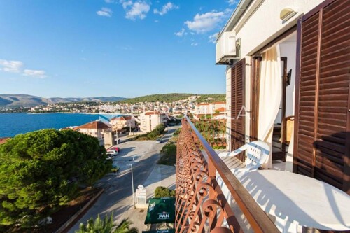 Thumbnail 4976970 - 8