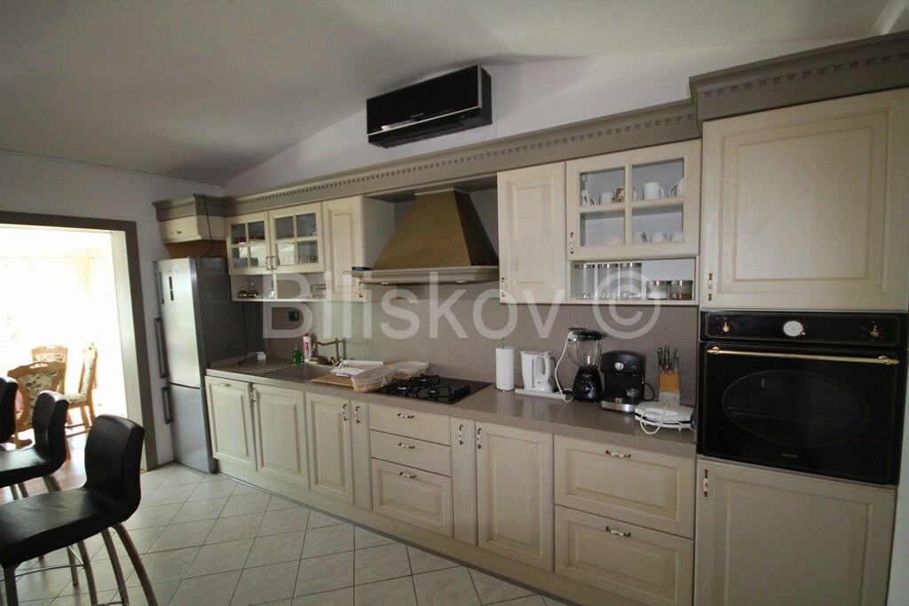 Image 4977031 - 7