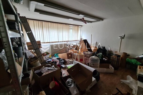 Zagreb, Knežija, dvoetažni ulični poslovni prostor / lokal 65 m2