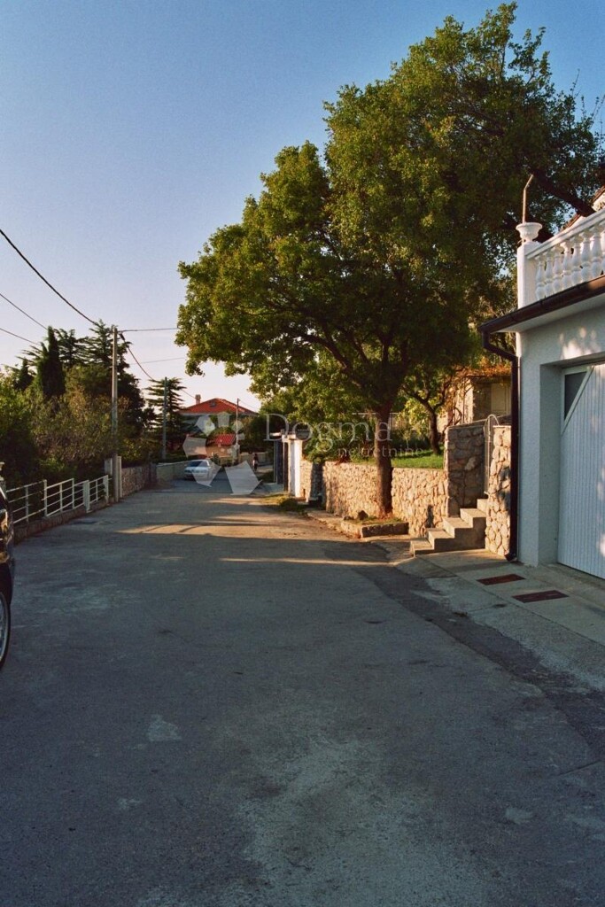 Image 4984782 - 4
