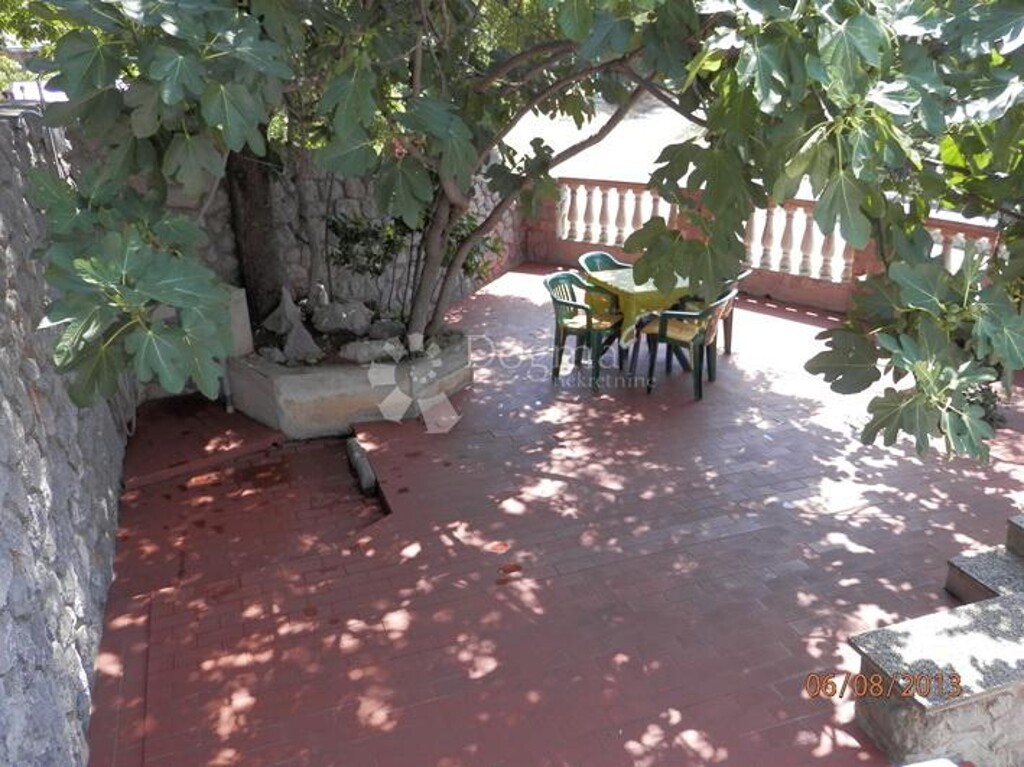 Image 4984782 - 5