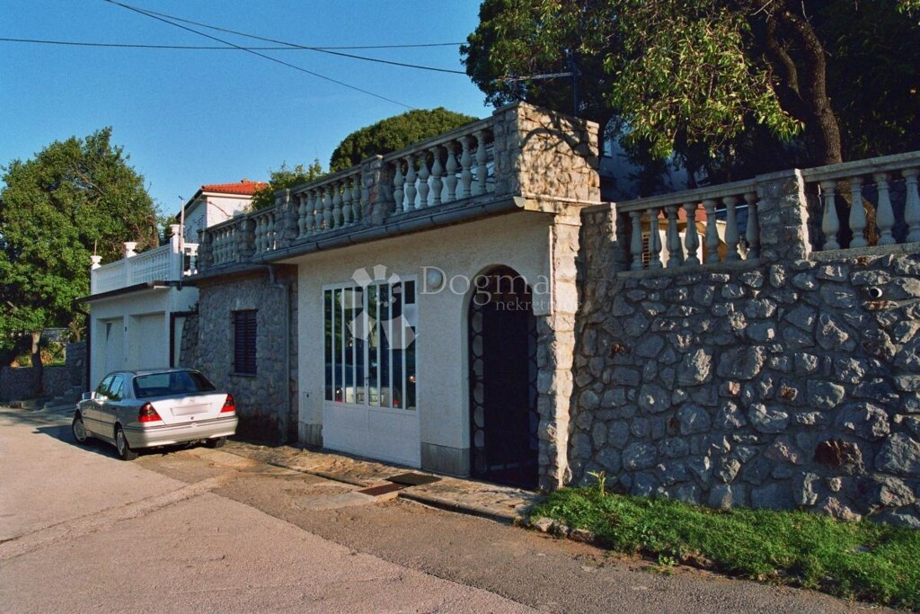 Image 4984782 - 1