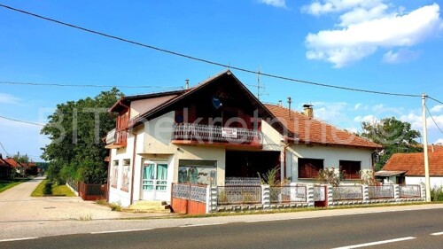 Stambeno poslovni objekt, 220 m2