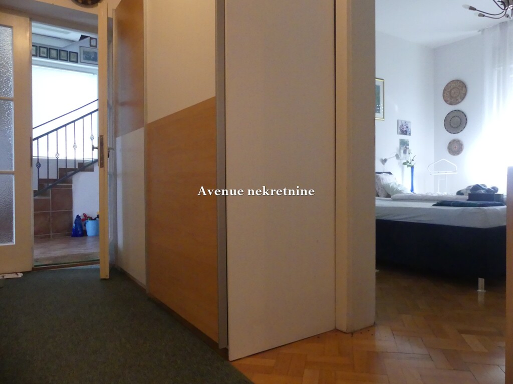Image 4986929 - 7