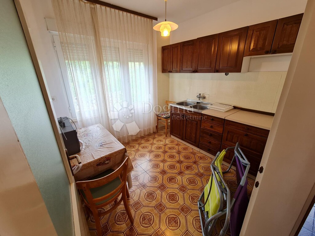 Image 4988599 - 7