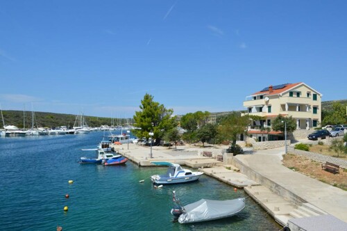 Thumbnail 4989599 - 1