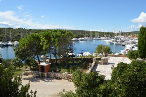 Thumbnail 4989599 - 6