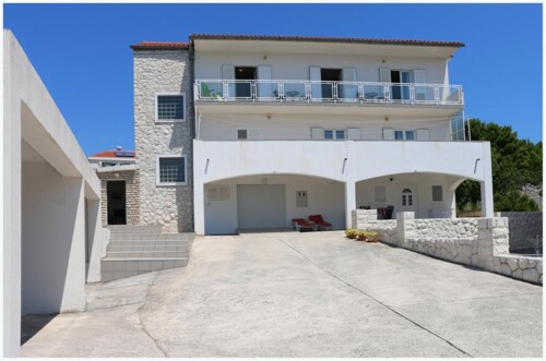 Thumbnail 4989610 - 2