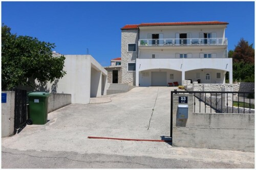 Thumbnail 4989610 - 6