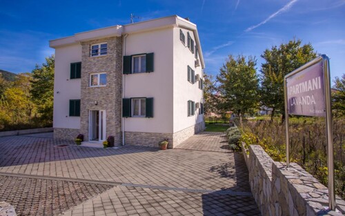 Thumbnail 4989711 - 2