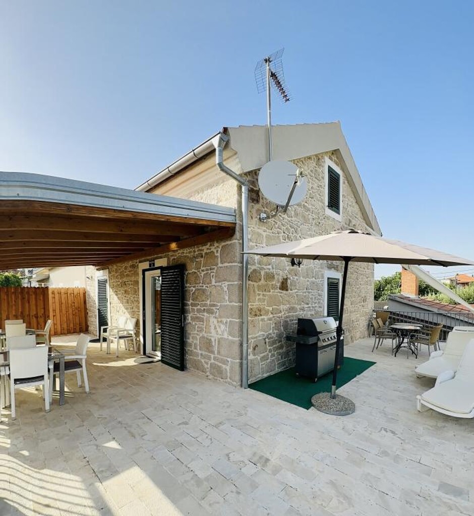 Image 4989778 - 1