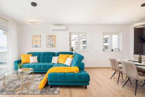 Thumbnail 4989879 - 9