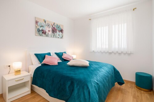 Thumbnail 4989879 - 11