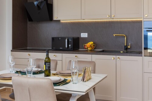 Thumbnail 4989879 - 16