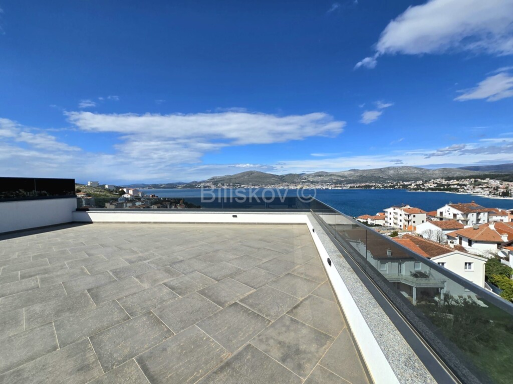 Image 4990755 - 17