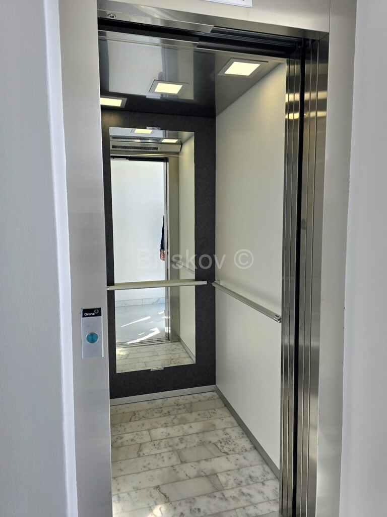 Image 4990755 - 14