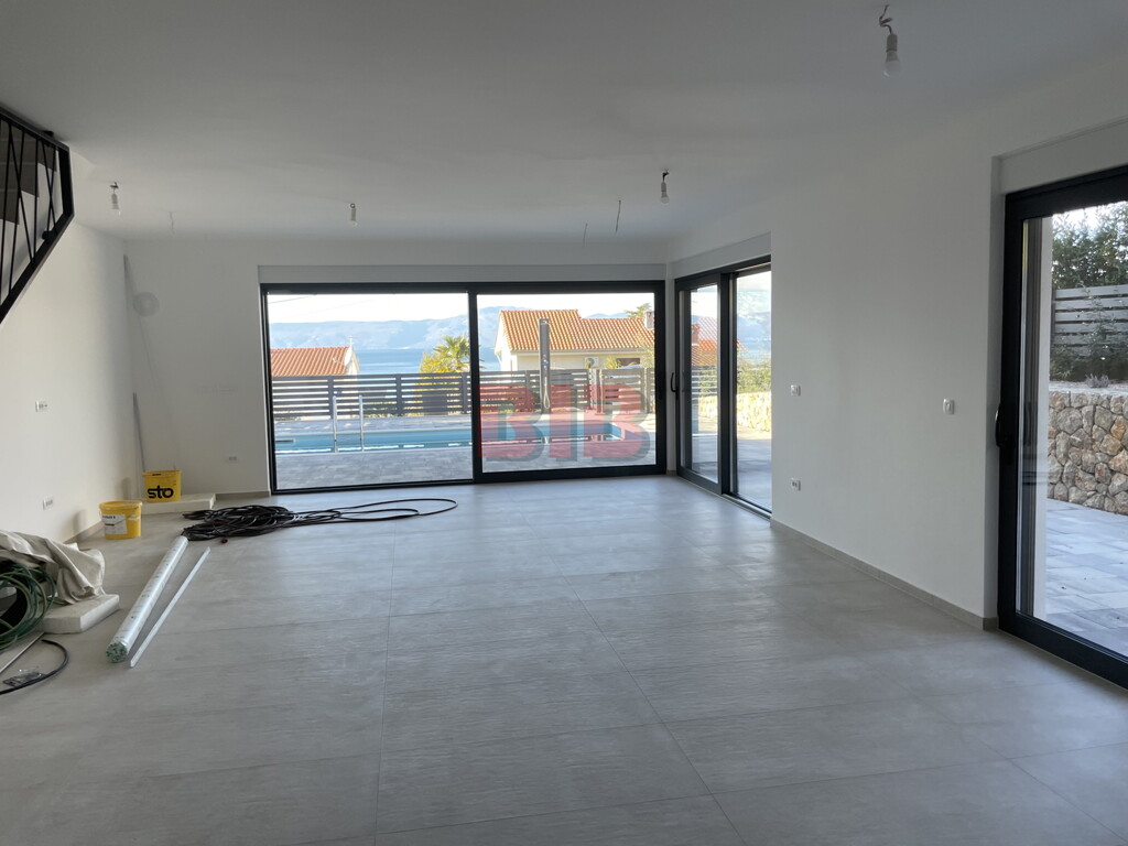 Image 4998690 - 9