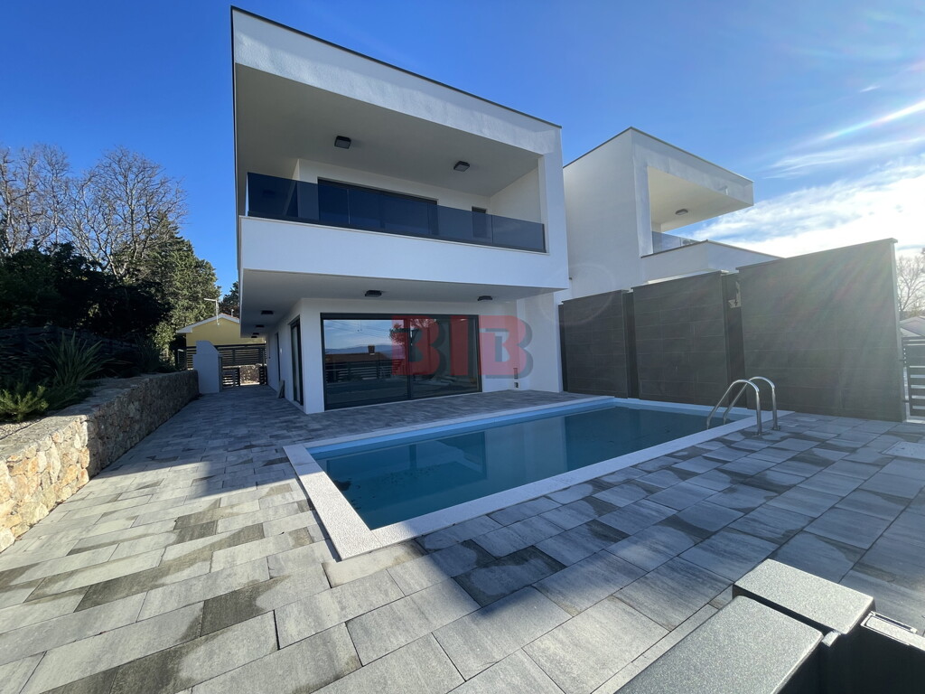 Image 4998690 - 1