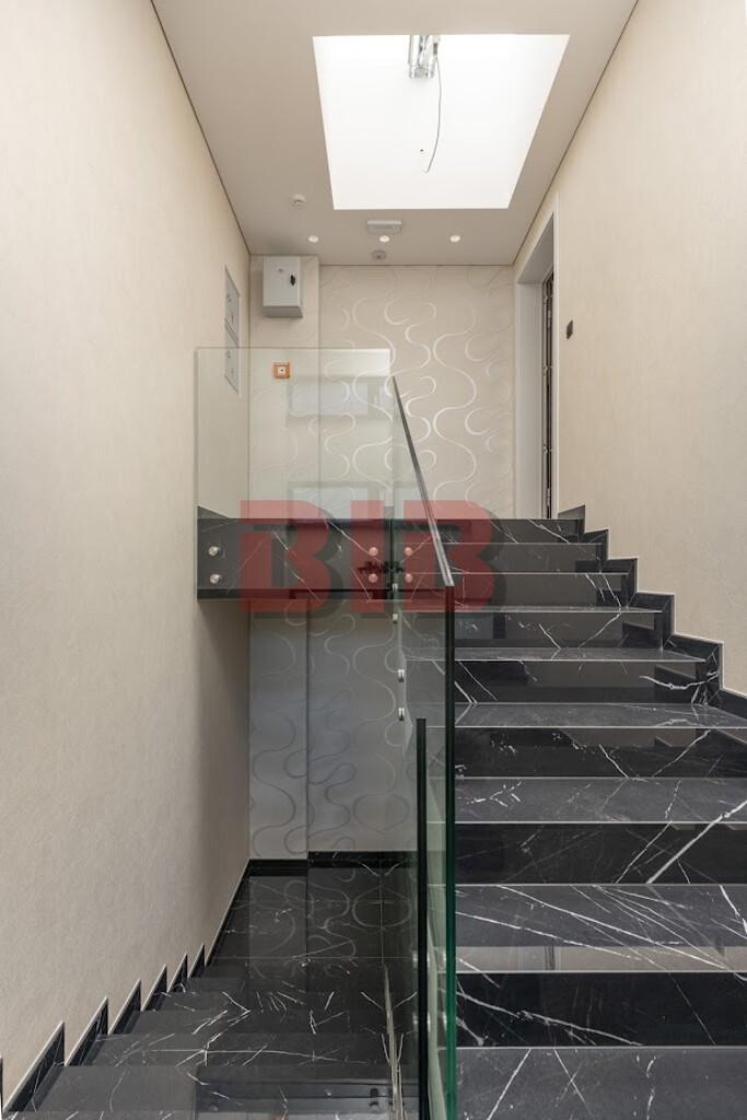 Image 5007499 - 23