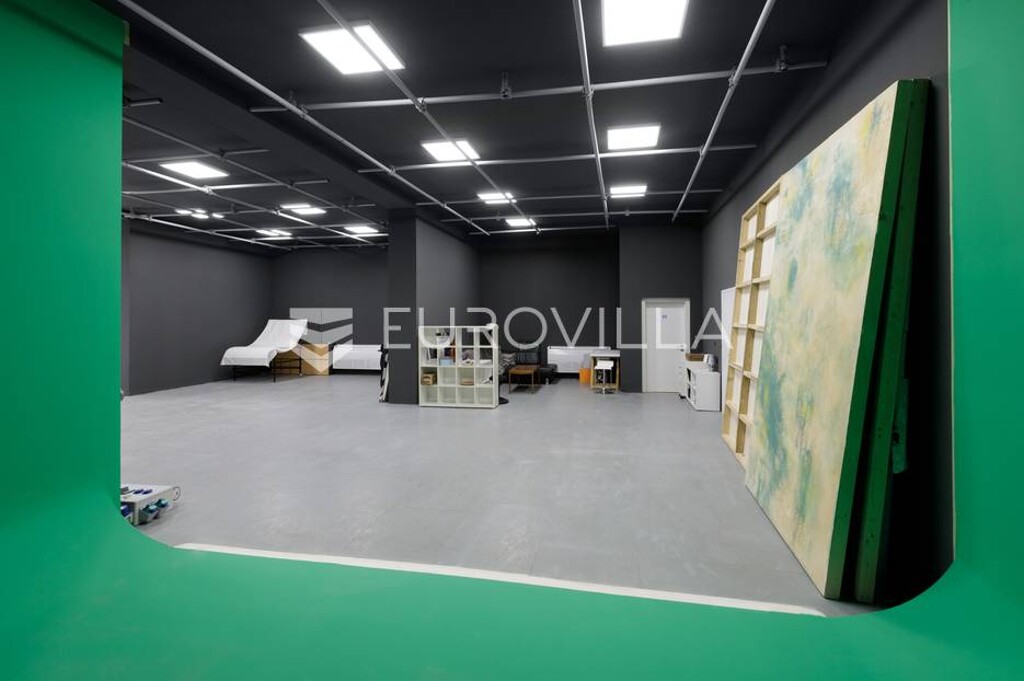 Image 5009417 - 11