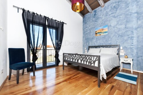 Thumbnail 5031189 - 14