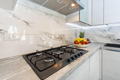 Thumbnail 5031189 - 10