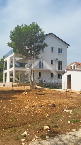 Kuća sa tri apartmana - NOVOGRADNJA !!!